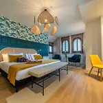 Puente Colgante Boutique
