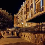 Puente Colgante Boutique Hotell Portugalete