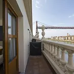 Puente Colgante Boutique Portugalete