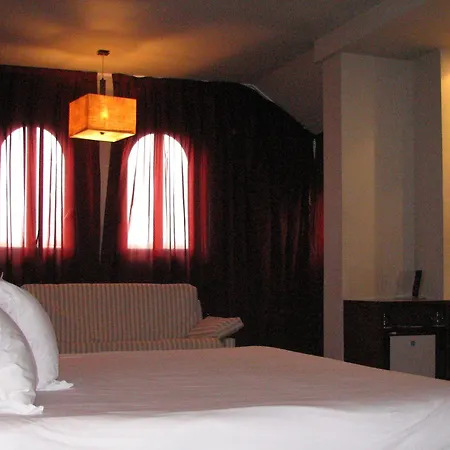 Puente Colgante Boutique Portugalete