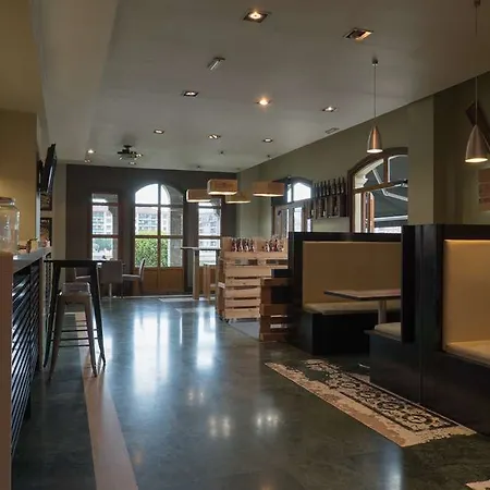 Puente Colgante Boutique Hotel